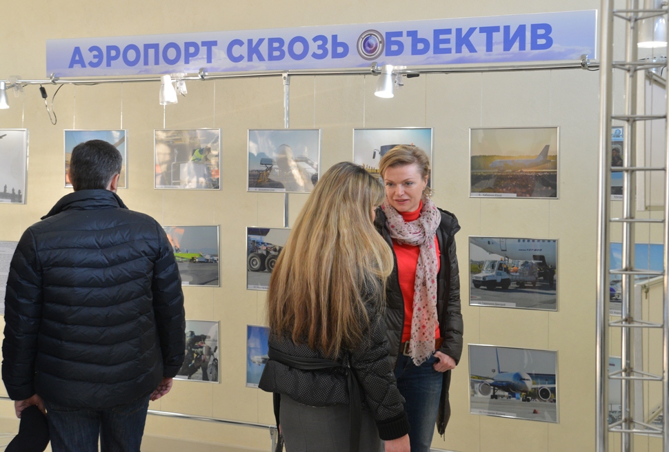 В аэропорту Хабаровск открылась фотовыставка «Аэропорт сквозь объектив»